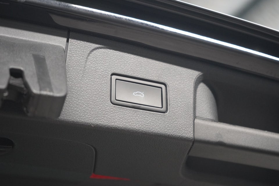 VW Passat 1,4 GTE High Variant DSG 5d