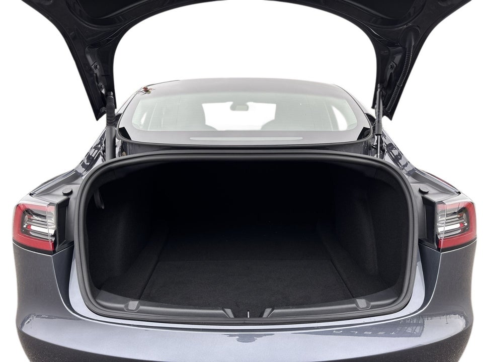 Tesla Model 3 RWD 4d