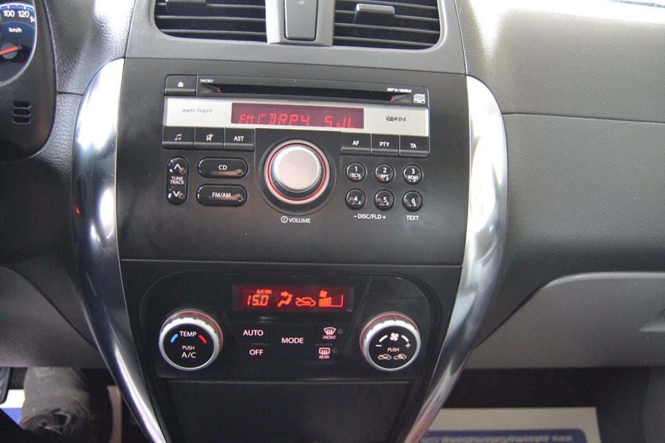 Suzuki SX4 1,6 CombiBack Tour 5d