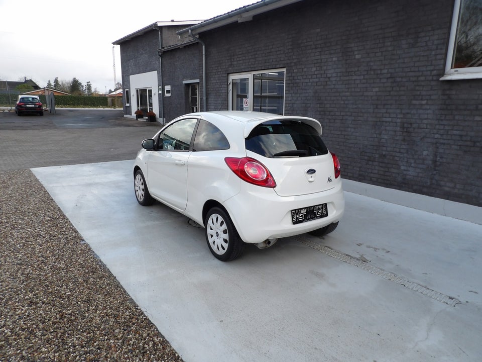 Ford Ka 1,2 Titanium 3d