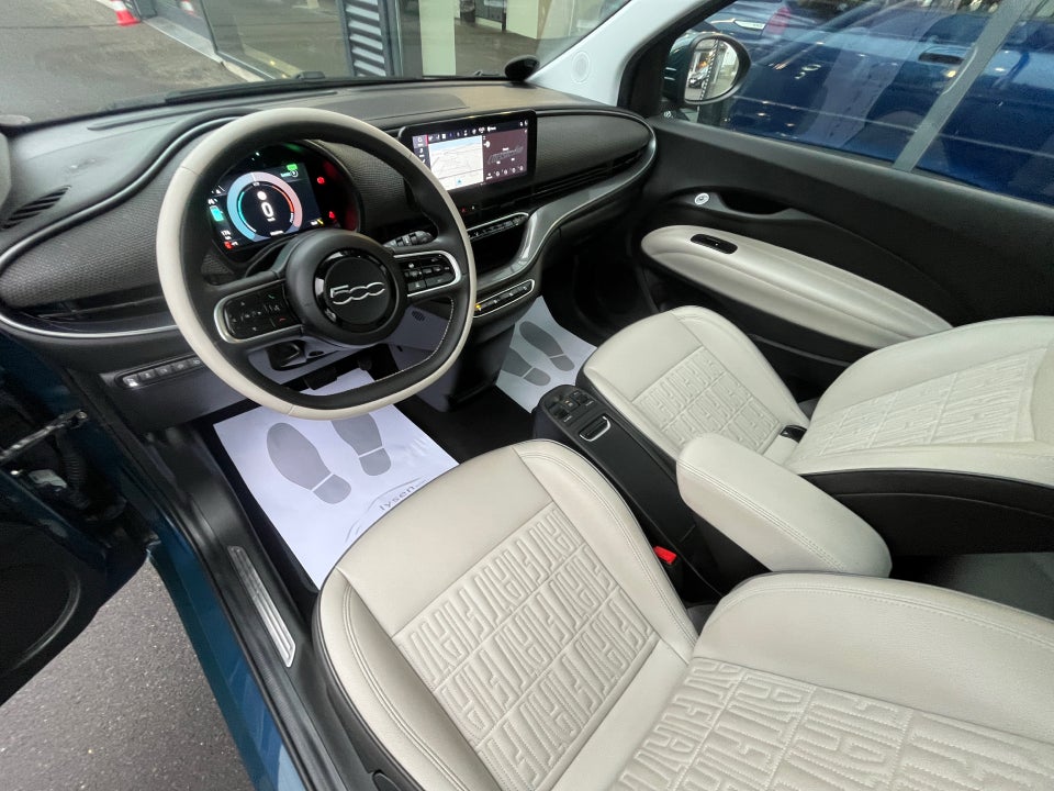 Fiat 500e 42 la Prima 3d