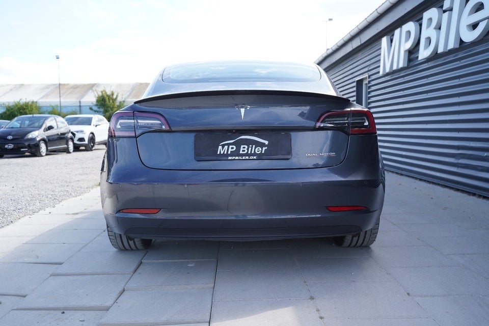 Tesla Model 3 Performance AWD 4d