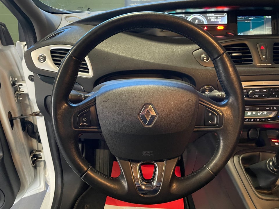 Renault Grand Scenic III 1,6 dCi 130 Dynamique 7prs 5d