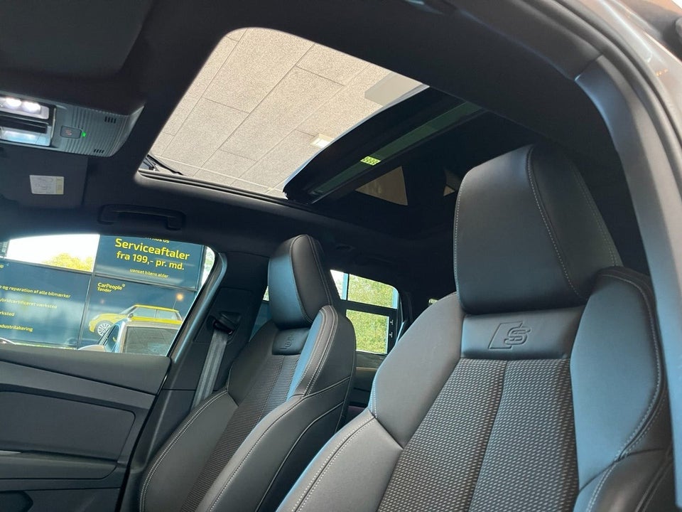 Audi Q4 e-tron 45 S-line 5d