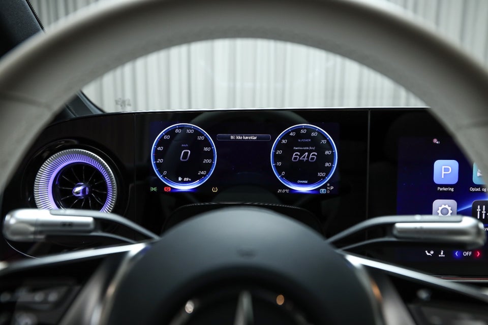 Mercedes CLA350 electric Progressive Advance Plus 4Matic 4d