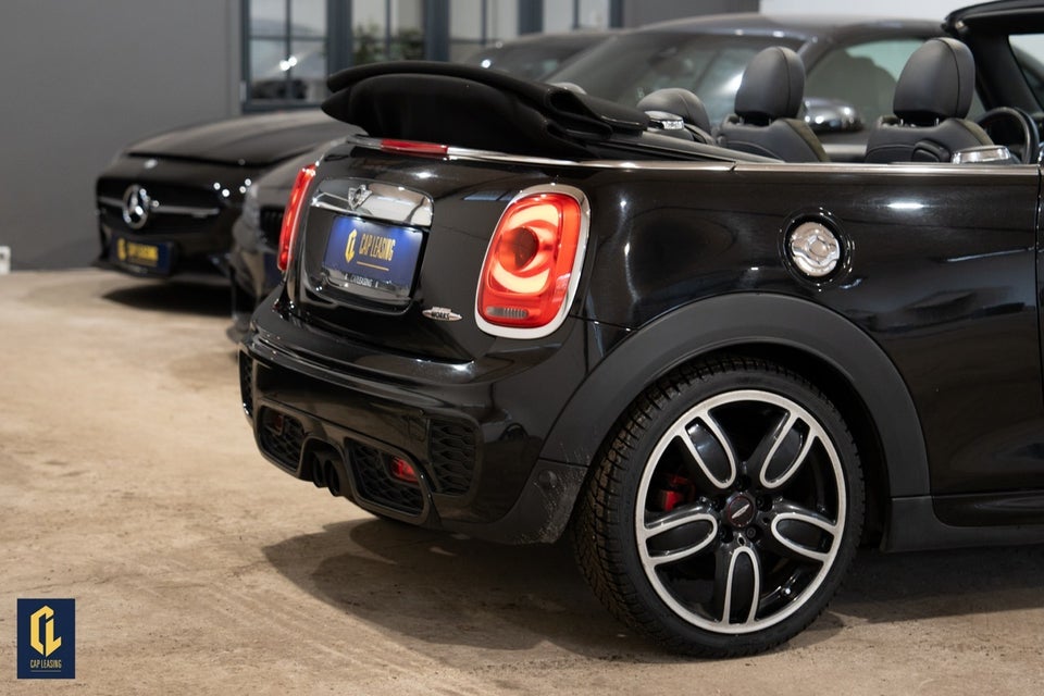 MINI Cooper S 2,0 JC Works Cabriolet aut. 2d