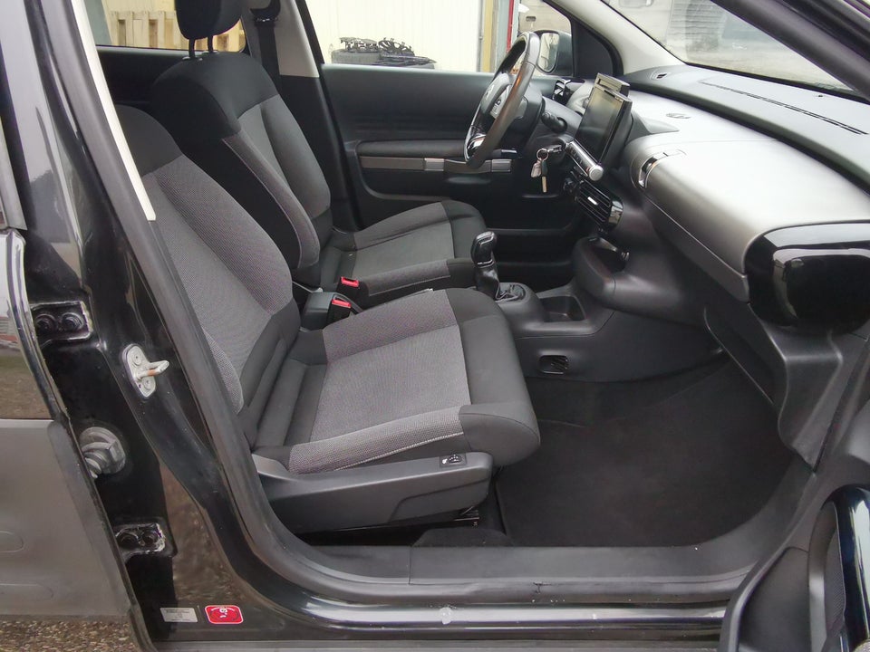 Citroën C4 Cactus 1,6 BlueHDi 100 Challenge 5d