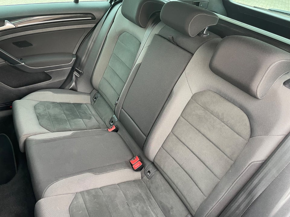 VW Golf VII 1,5 TSi 150 Highline Variant DSG 5d