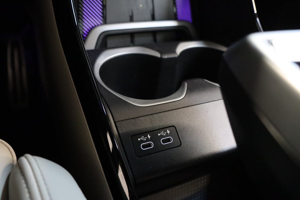 BMW iX2 eDrive20 M-Sport 5d