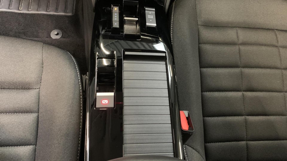 Citroën ë-C4 X 50 Plus 4d
