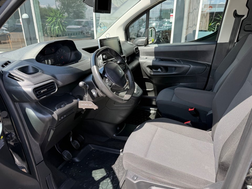 Peugeot Partner 1,5 BlueHDi 100 L2V2 Ultimate Van