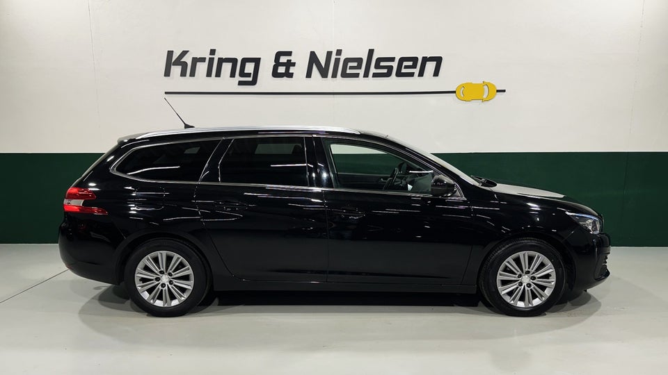 Peugeot 308 1,5 BlueHDi 130 Allure Sky SW 5d