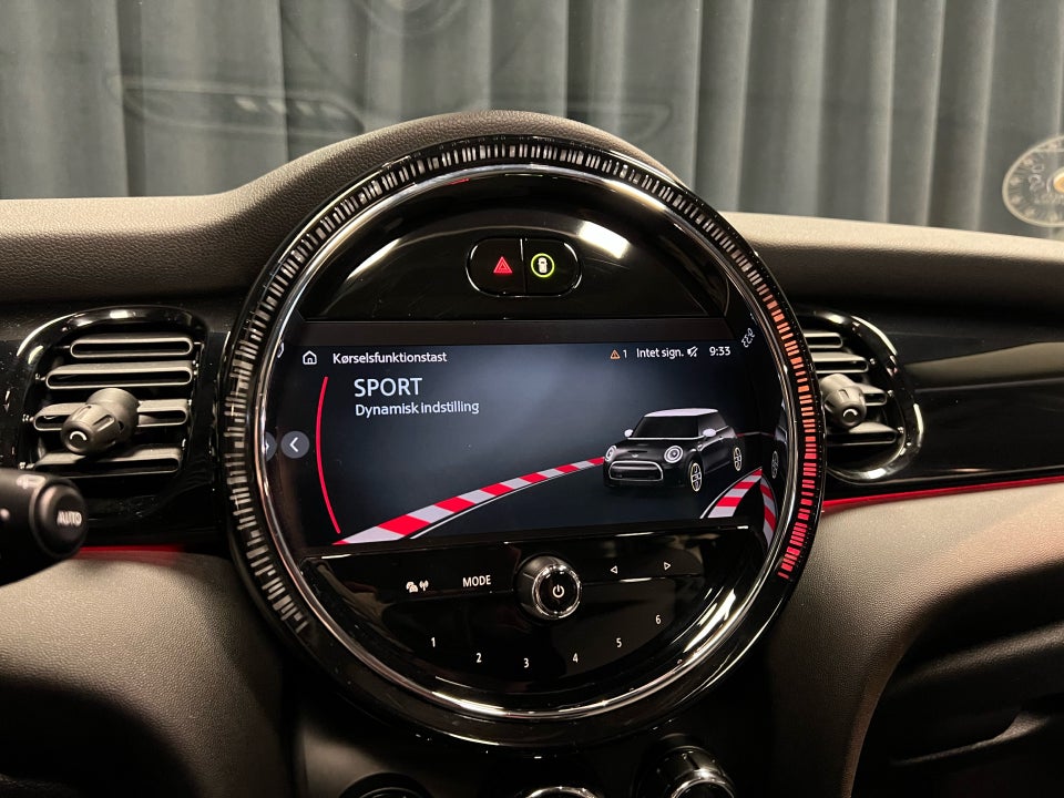 MINI Cooper SE Camden Edition 3d