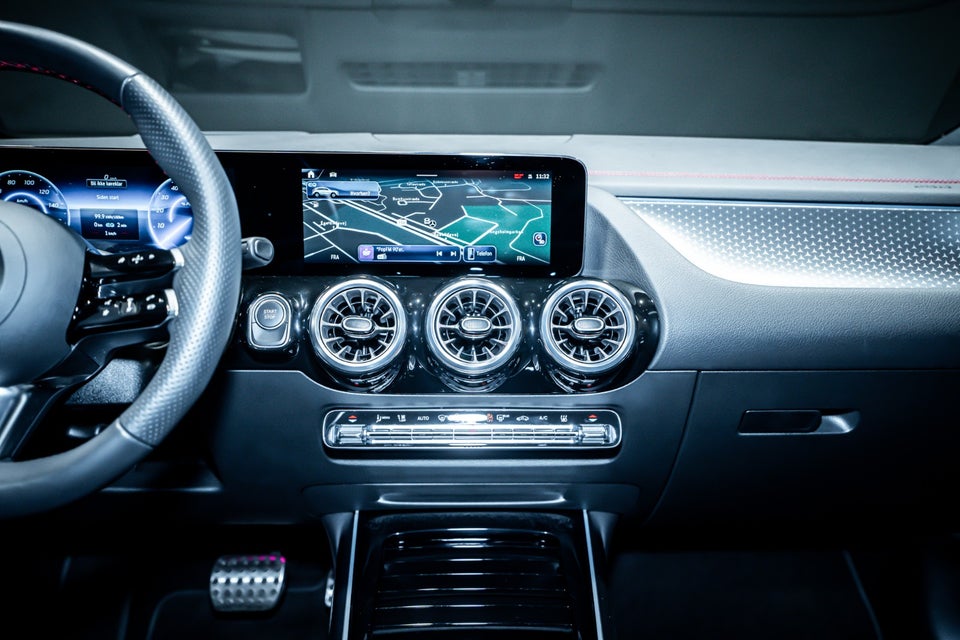 Mercedes EQA250+ AMG Premium 5d