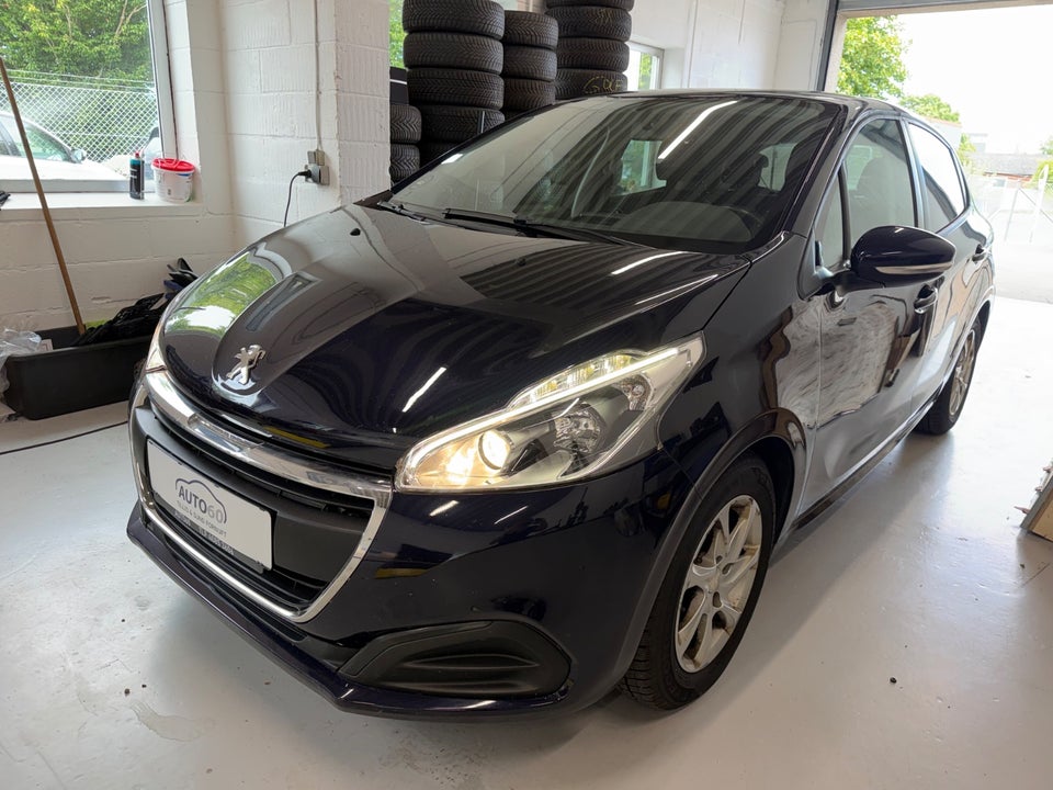 Peugeot 208 1,6 BlueHDi 100 Envy 5d