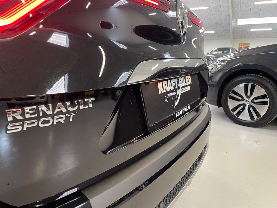 Renault Megane IV 1,6 TCe 205 GT Sport Tourer EDC 5d