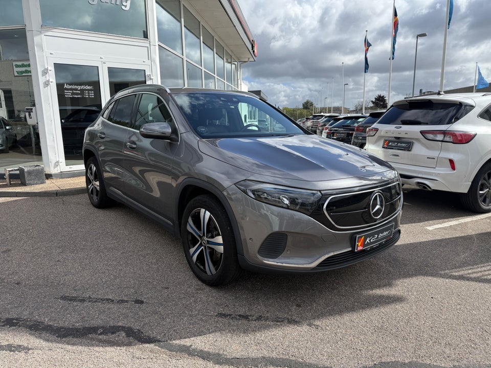 Mercedes EQA250+ Progressive 5d