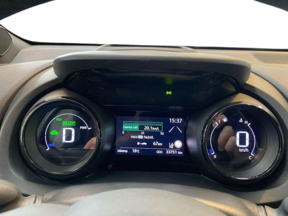 Toyota Yaris 1,5 Hybrid Style e-CVT 5d