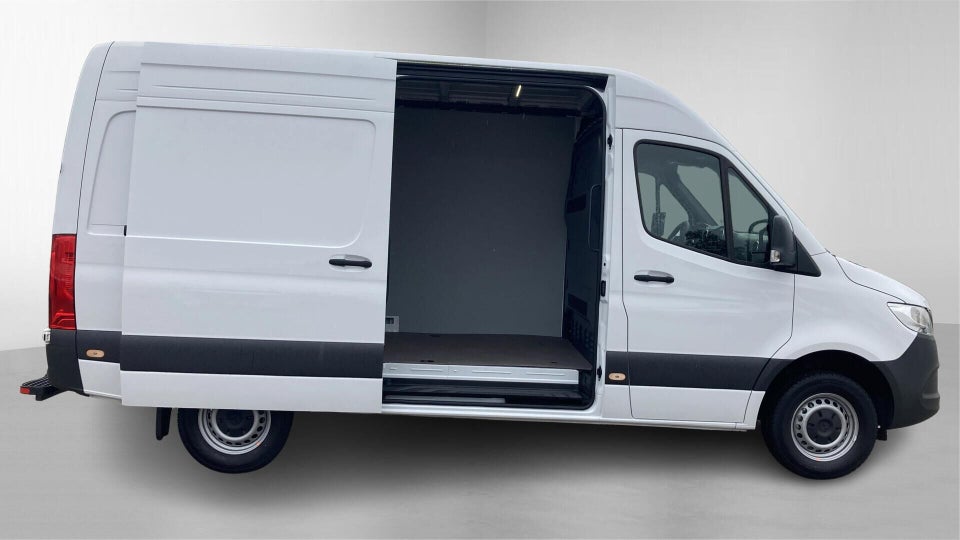 Mercedes Sprinter 317 2,0 CDi A2 Kassevogn PRO aut. RWD