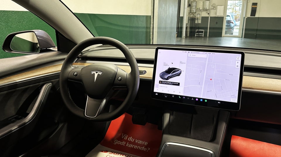 Tesla Model 3 Long Range AWD 4d