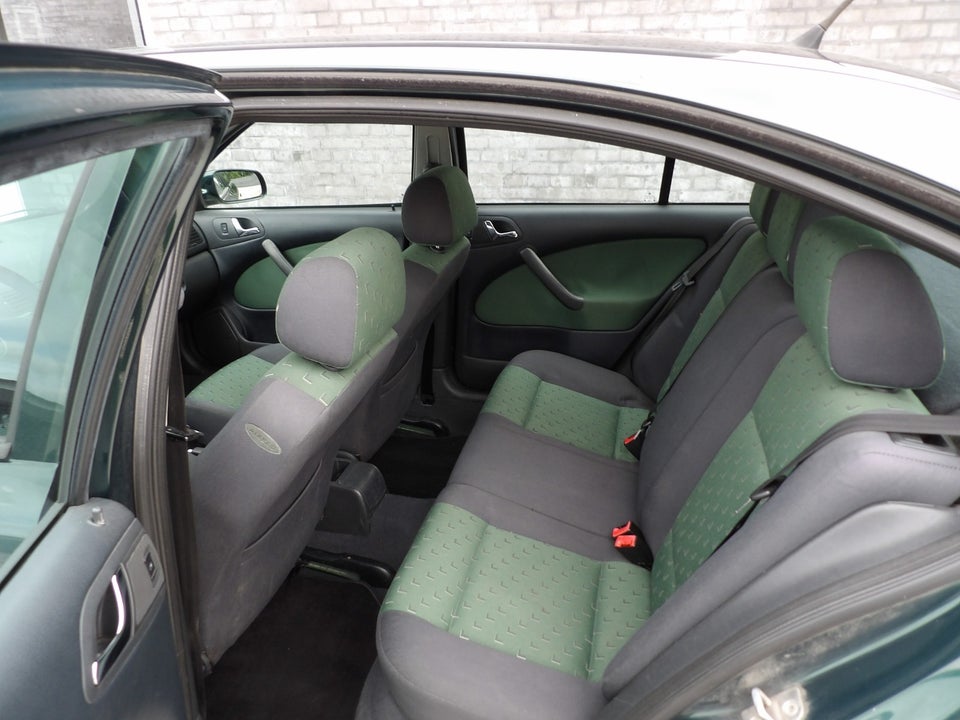 Skoda Octavia 1,6 Classic 5d