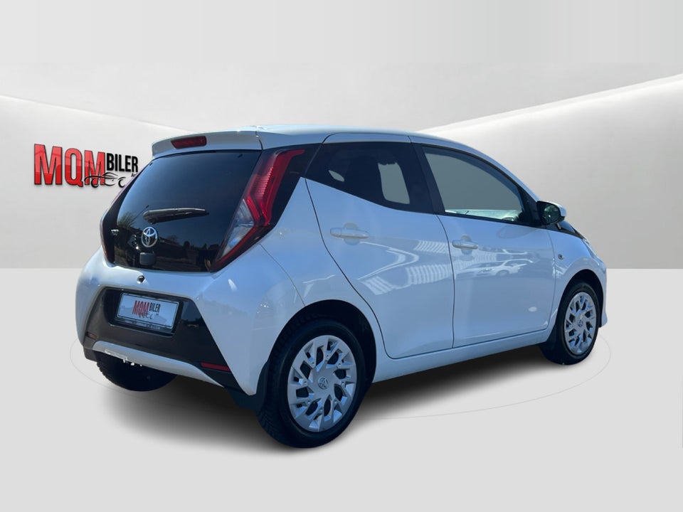 Toyota Aygo 1,0 VVT-i x-pression 5d