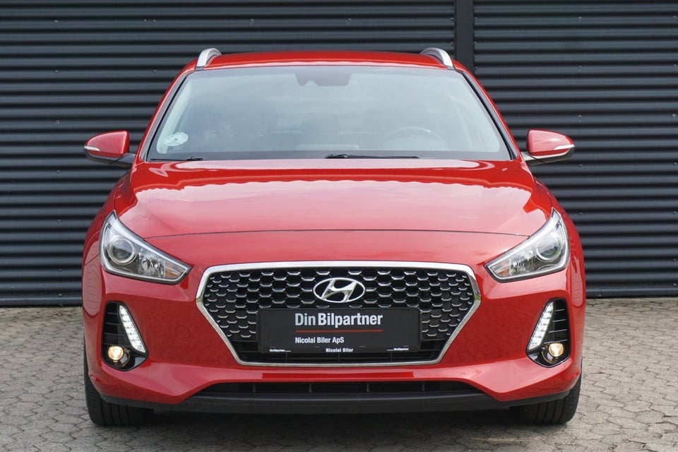 Hyundai i30 1,0 T-GDi Premium stc. 5d