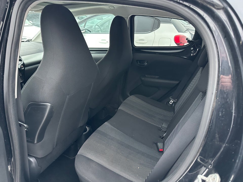 Peugeot 108 1,0 e-VTi 69 Desire TOP! 5d