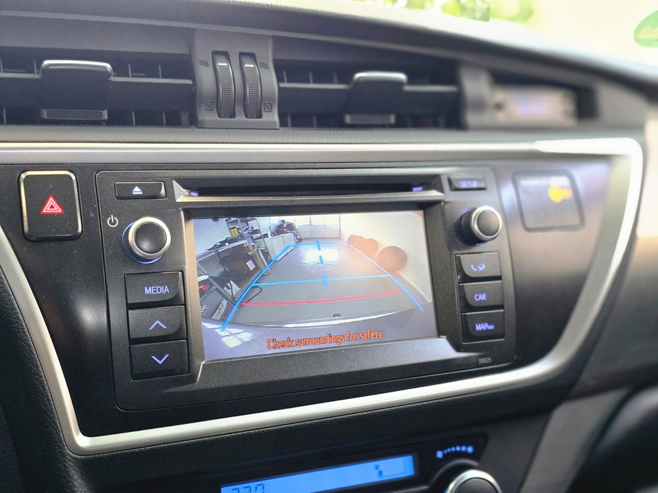 Toyota Auris 1,6 T2 MDS 5d