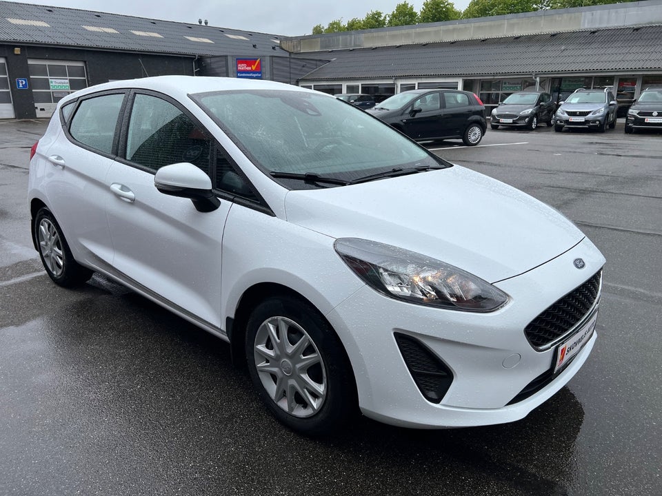 Ford Fiesta 1,0 EcoBoost mHEV Connected 5d