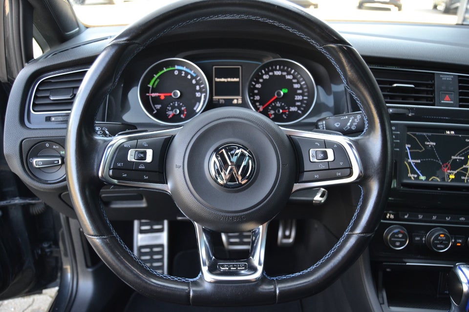 VW Golf VII 1,4 GTE DSG 5d