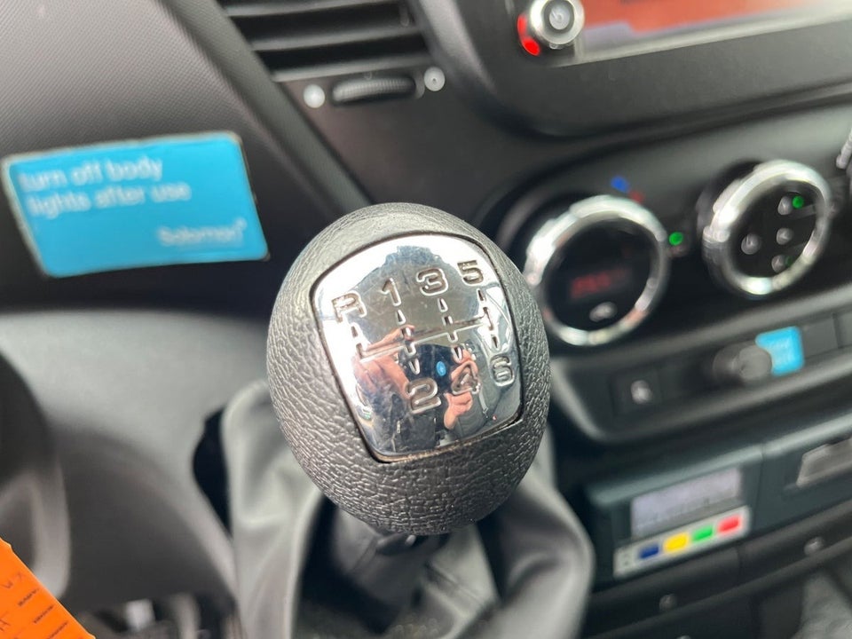 Iveco Daily 3,0 35S17 Kølevogn 2d