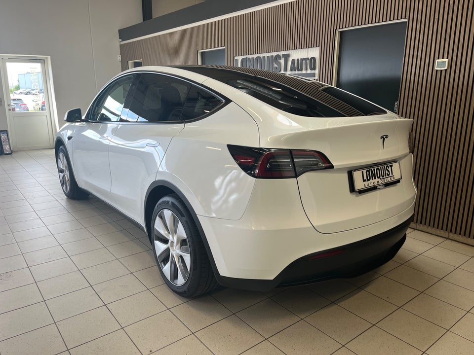 Tesla Model Y RWD 5d