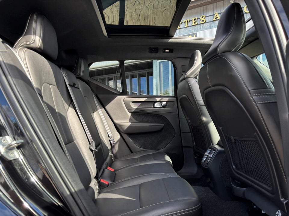 Volvo XC40 P8 ReCharge Twin R-Design 5d