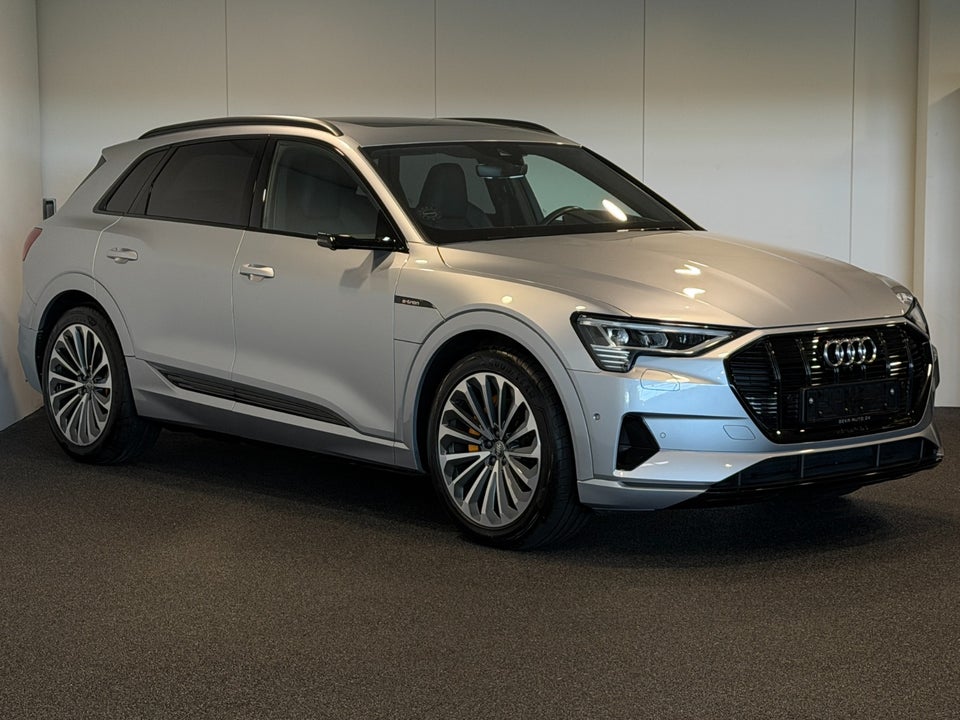 Audi e-tron 55 S-line quattro 5d