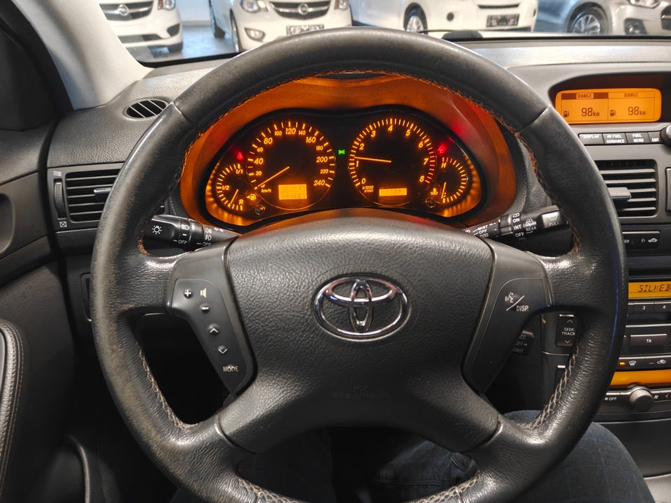 Toyota Avensis 1,8 VVT-i Sol stc. 5d