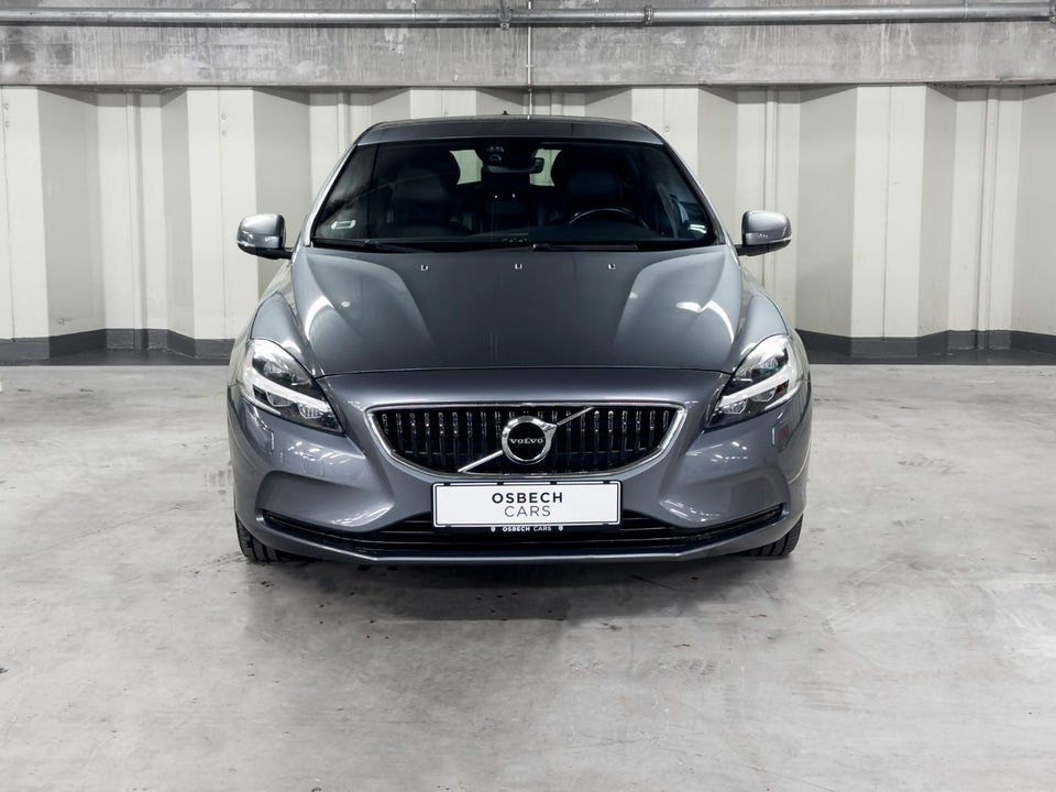 Volvo V40 1,5 T3 152 Dynamic Edition aut. 5d