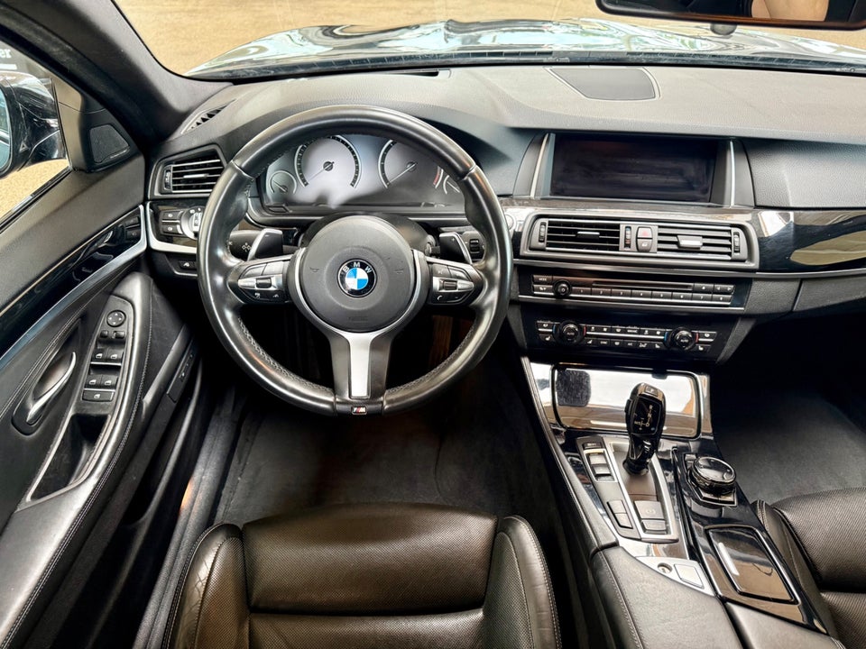 BMW 530d 3,0 Touring M-Sport xDrive aut. 5d