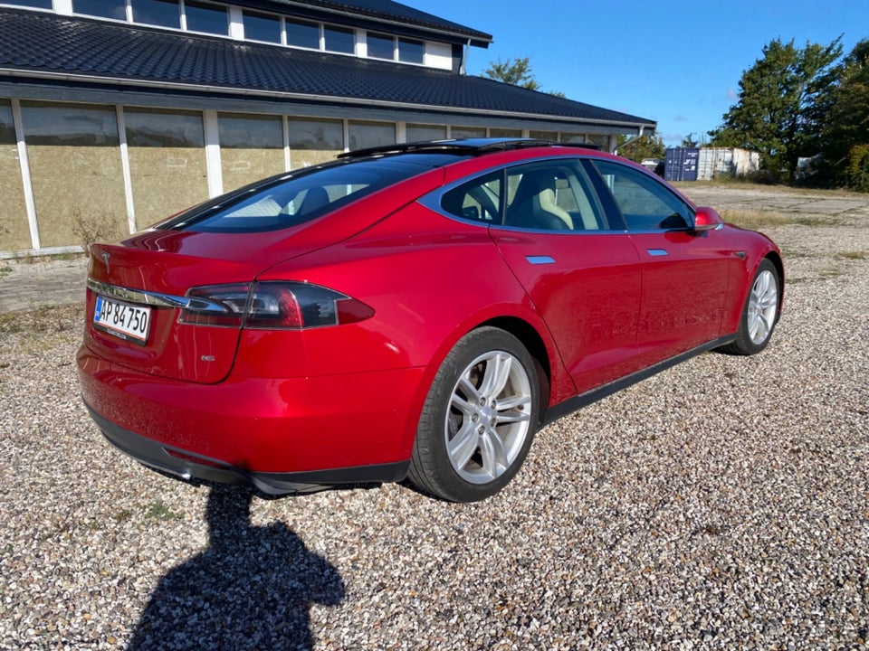 Tesla Model S 85 5d