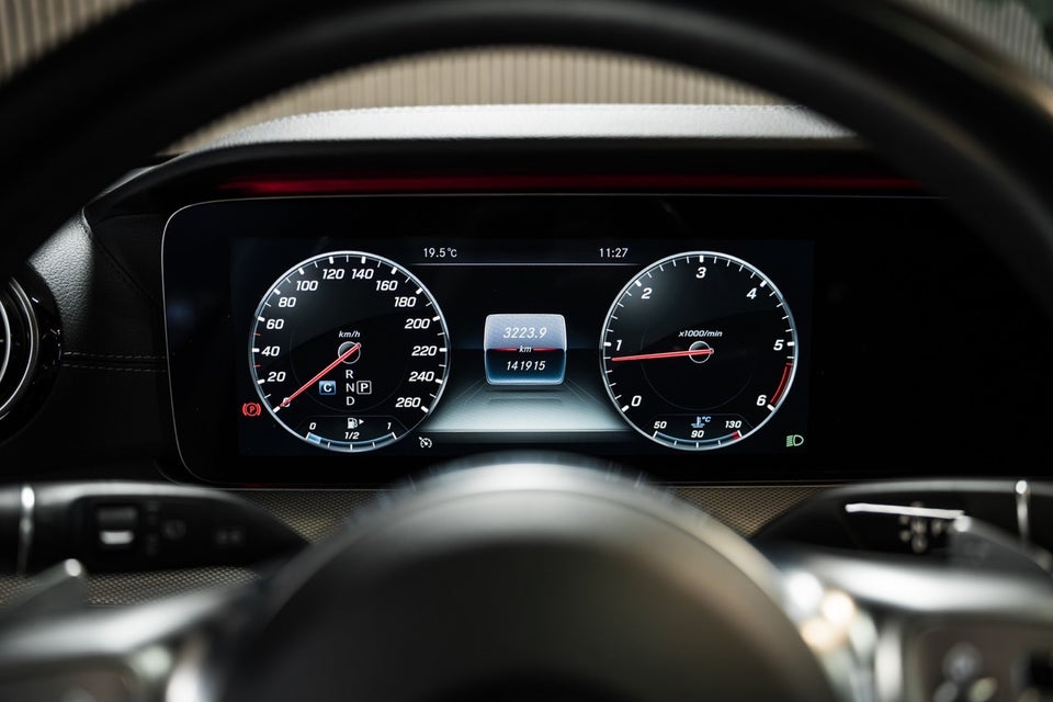 Mercedes E220 d 2,0 aut. 4Matic 4d