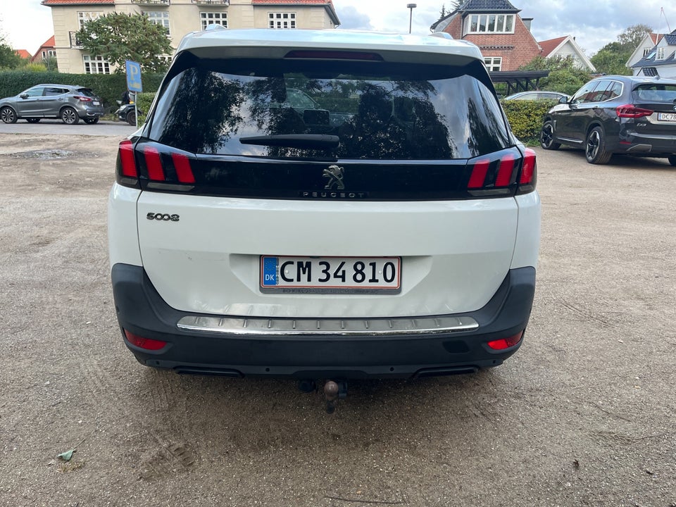 Peugeot 5008 1,5 BlueHDi 130 Allure EAT8 7prs 5d