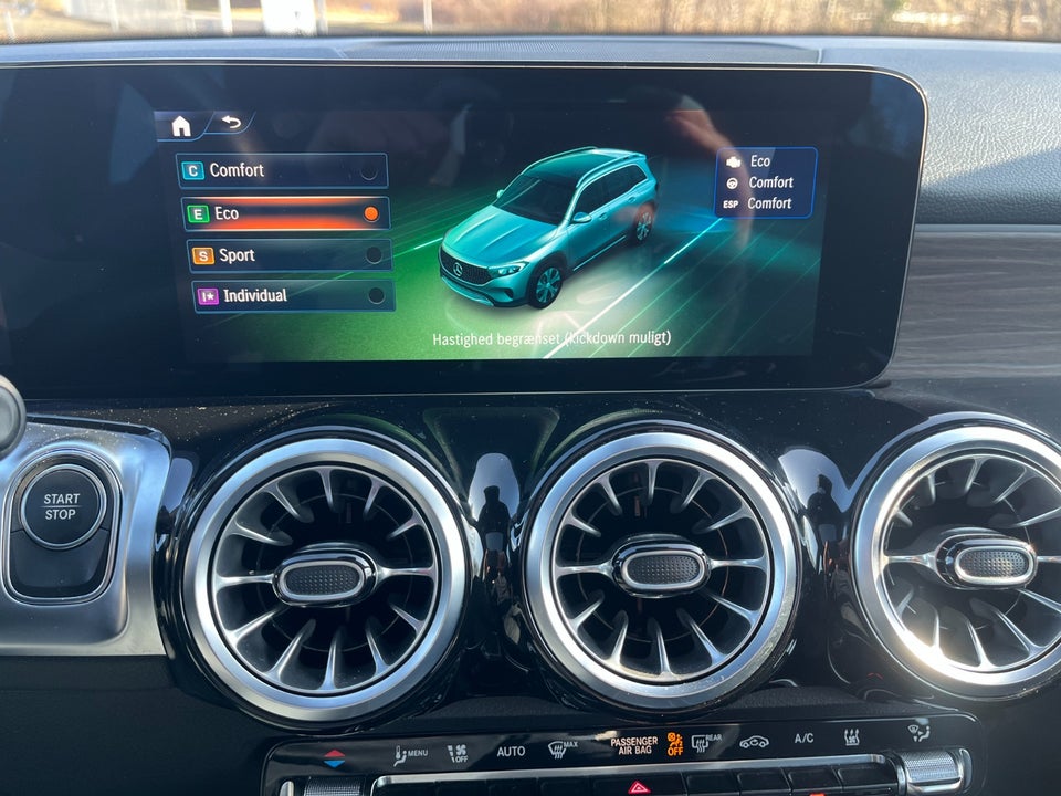 Mercedes EQB250+ Progressive 5d