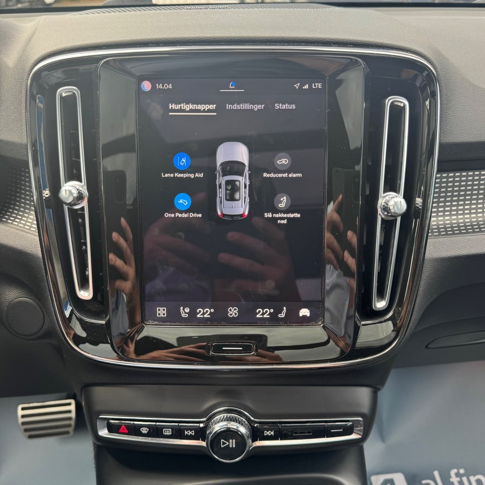 Volvo XC40 P8 ReCharge Twin Pro 5d