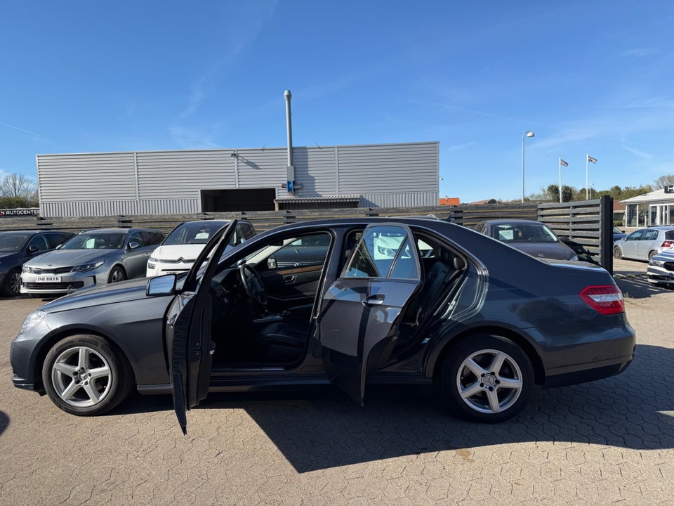 Mercedes E200 2,2 CDi aut. BE 4d