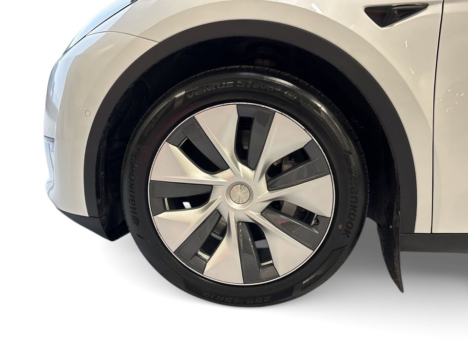 Tesla Model Y Long Range AWD 5d