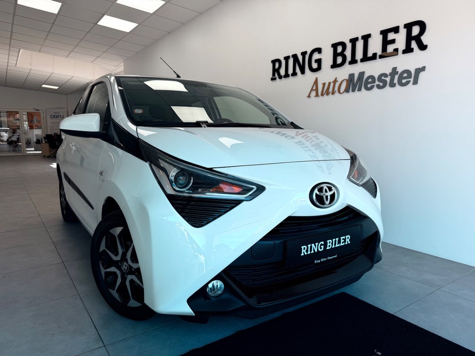 Toyota Aygo 1,0 VVT-i x-press 5d