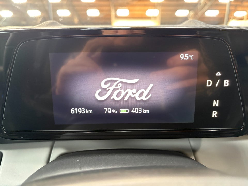 Ford Capri 79 Premium Extended Range AWD 5d