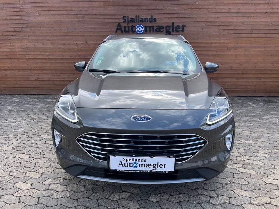 Ford Kuga 2,5 PHEV Titanium CVT 5d