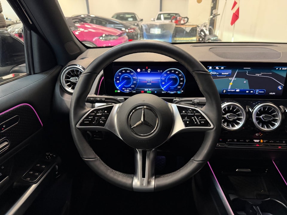 Mercedes EQB300 Progressive Advance 4Matic 5d