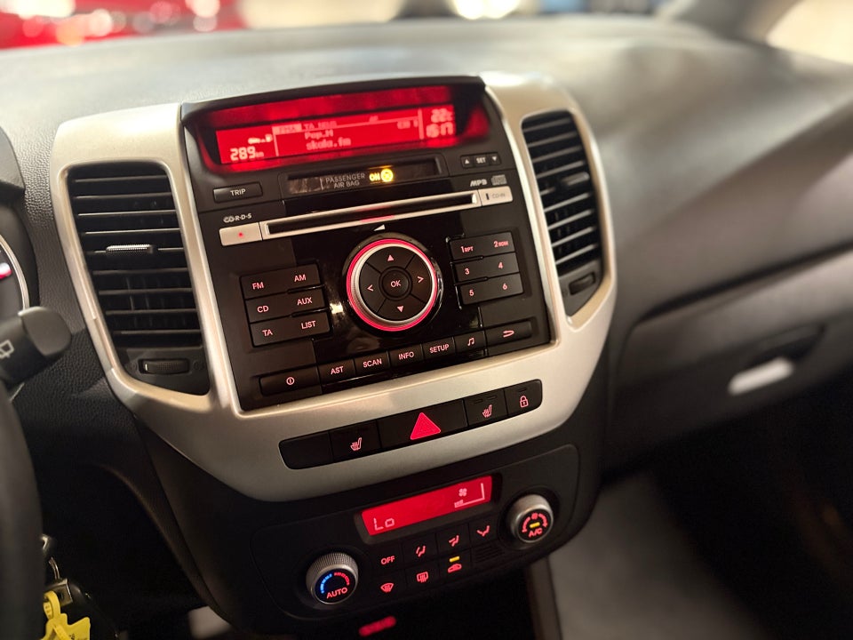 Kia Venga 1,4 CVVT Attraction 5d